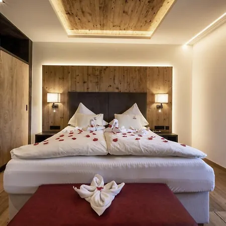 Sonnenhof Hotel 4*